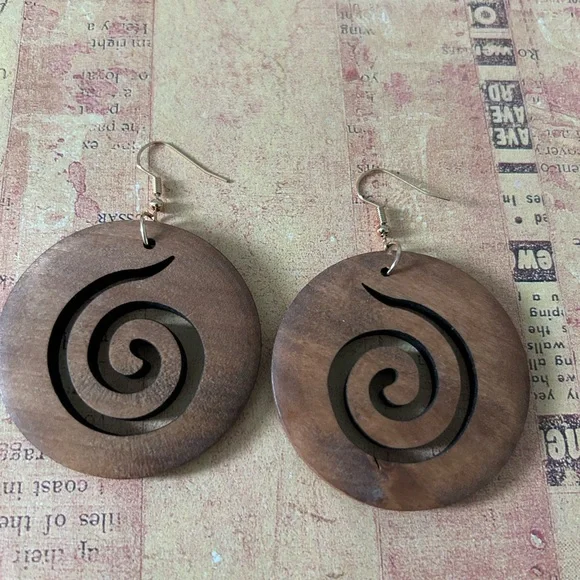 Buy one get one free** any item under $20 - Picture 6 of 8